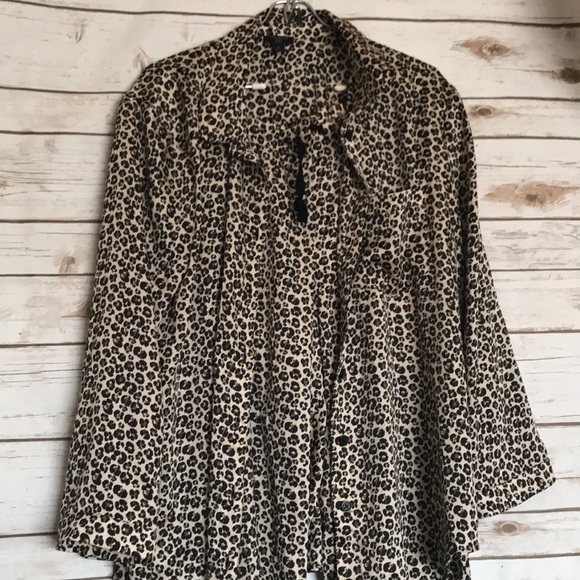 Ann Taylor • leopard cheetah pajama top pant set - Picture 5 of 8